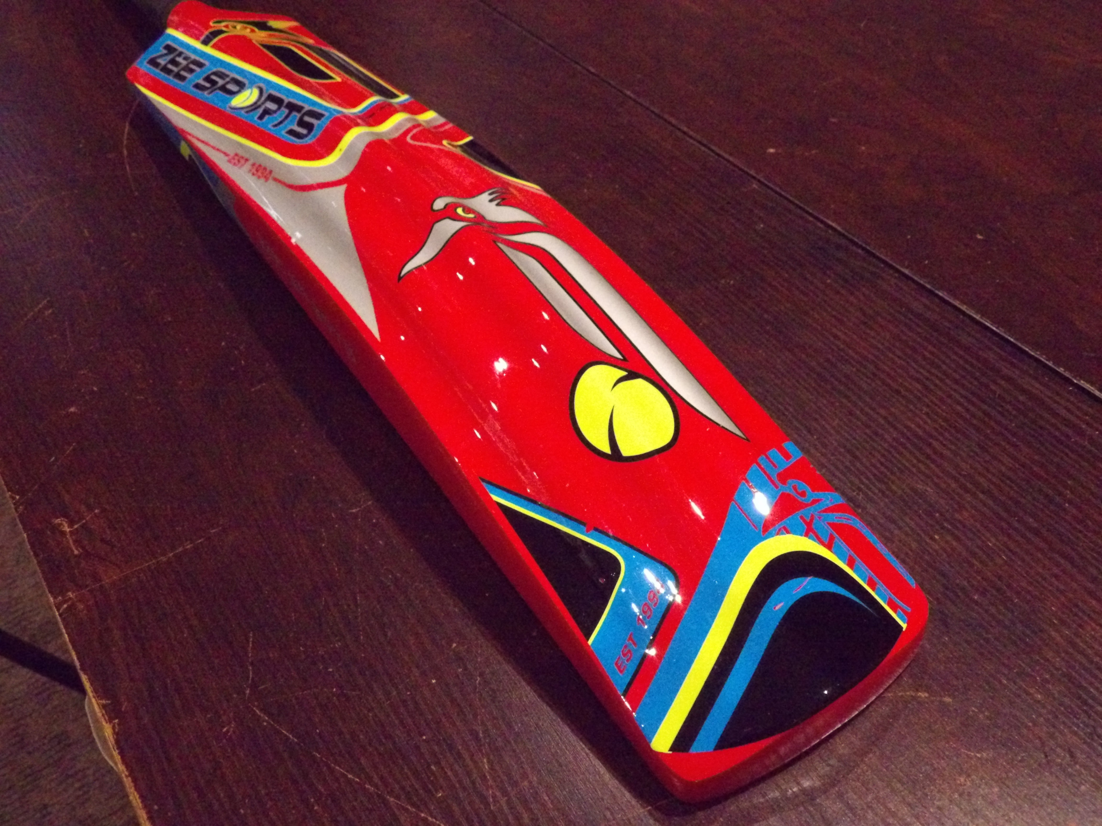 Zee Sports Cricket Bat Woodpecker Fiberglass Tennis Bat Red