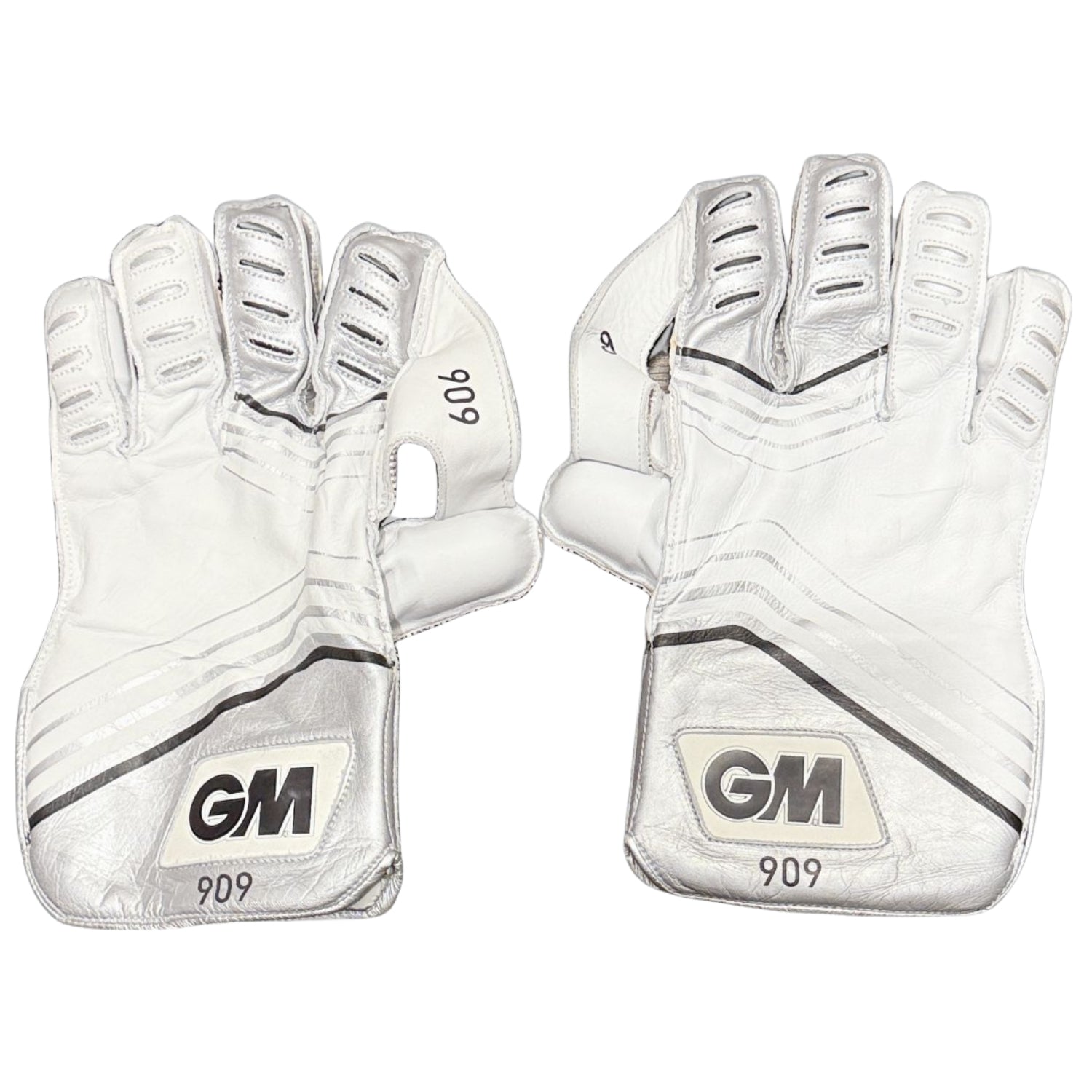 GM Cricket Wicket Keeping Gloves Silver 909