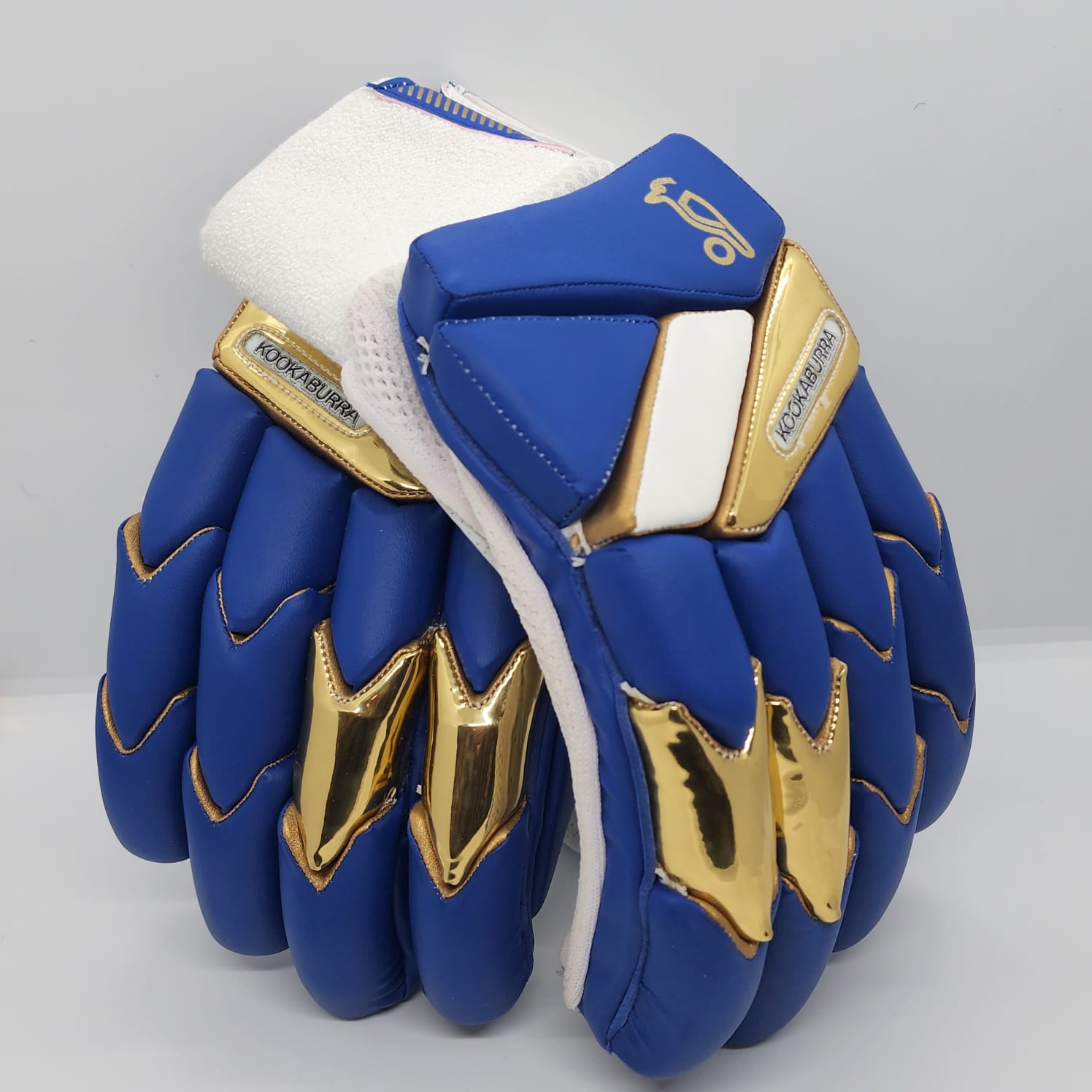 Kookaburra Batting Gloves, Men Size Half White-Black - For Right Hand Players