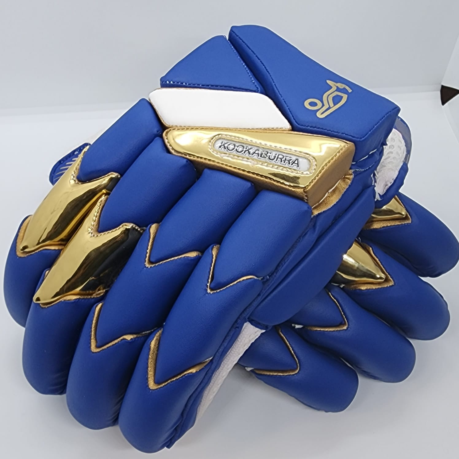 Kookaburra Batting Gloves, Men Size Half White-Black - For Right Hand Players