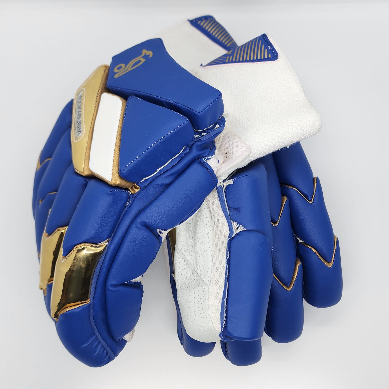 Kookaburra Batting Gloves, Men Size Half White-Black - For Right Hand Players