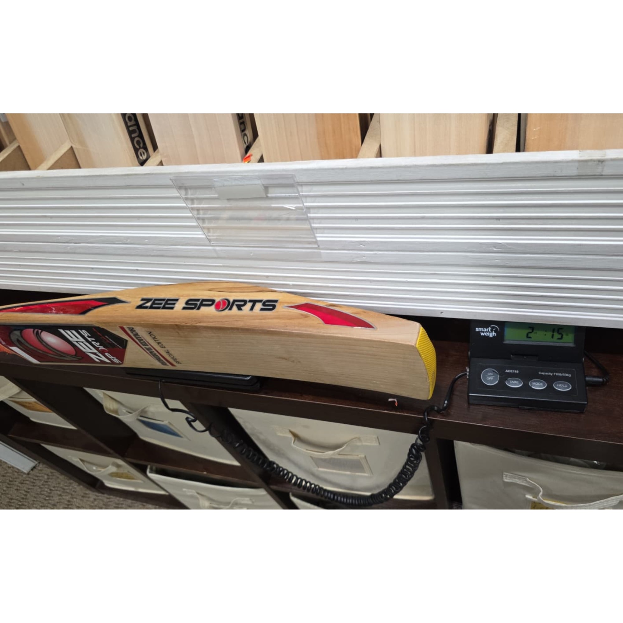 Zee Sports Cricket Bat Reserve Edition Special Edition Collectors Edition English Willow Designed By Sir Alvin Kallicharran