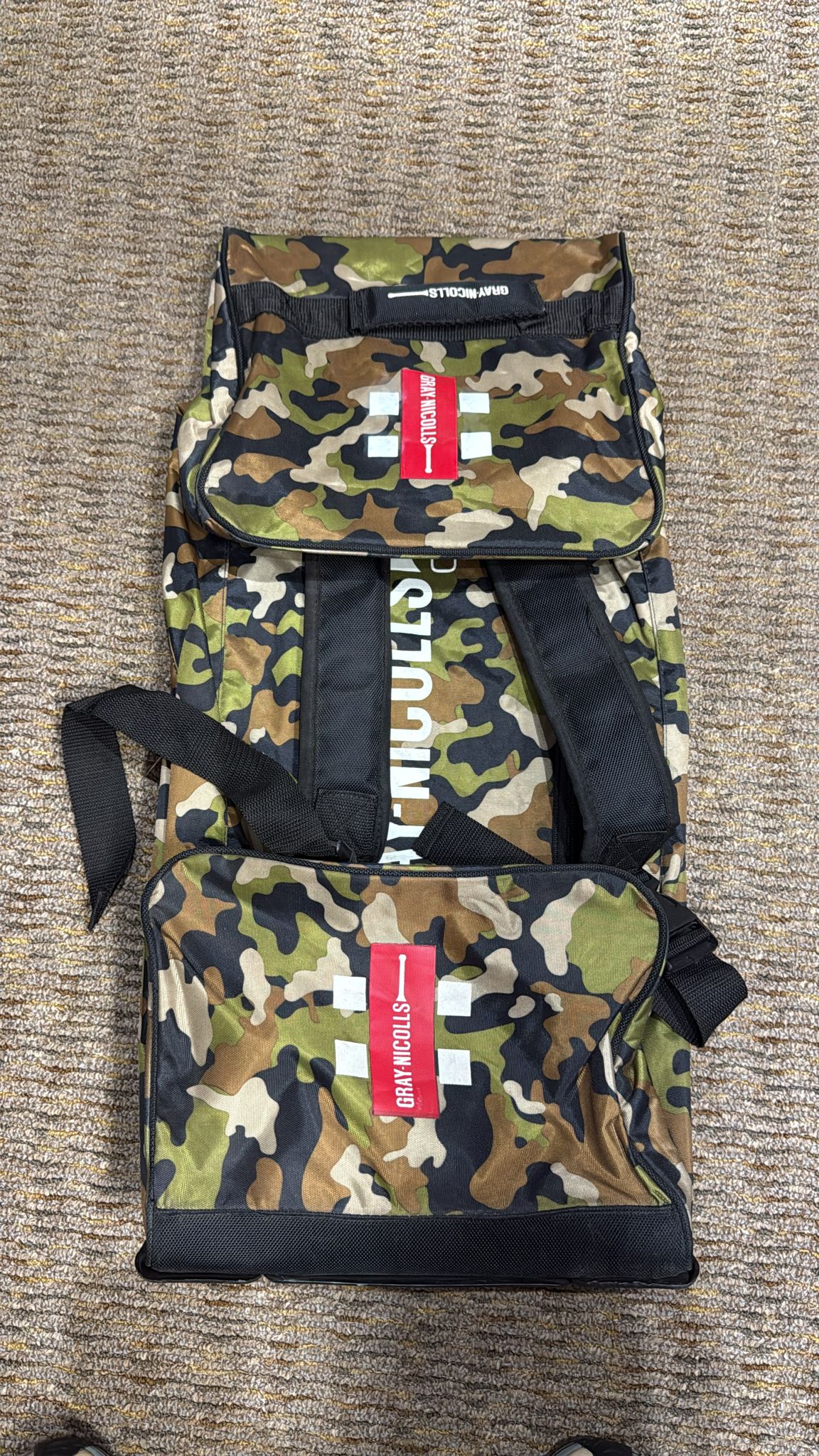 Gray Nicolls Kit Bag GN-700  Wheelie